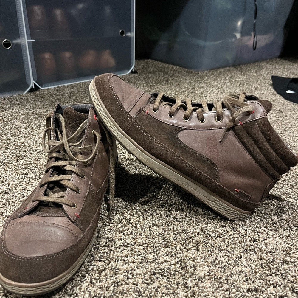 Burnside Brown High-Top Sneakers